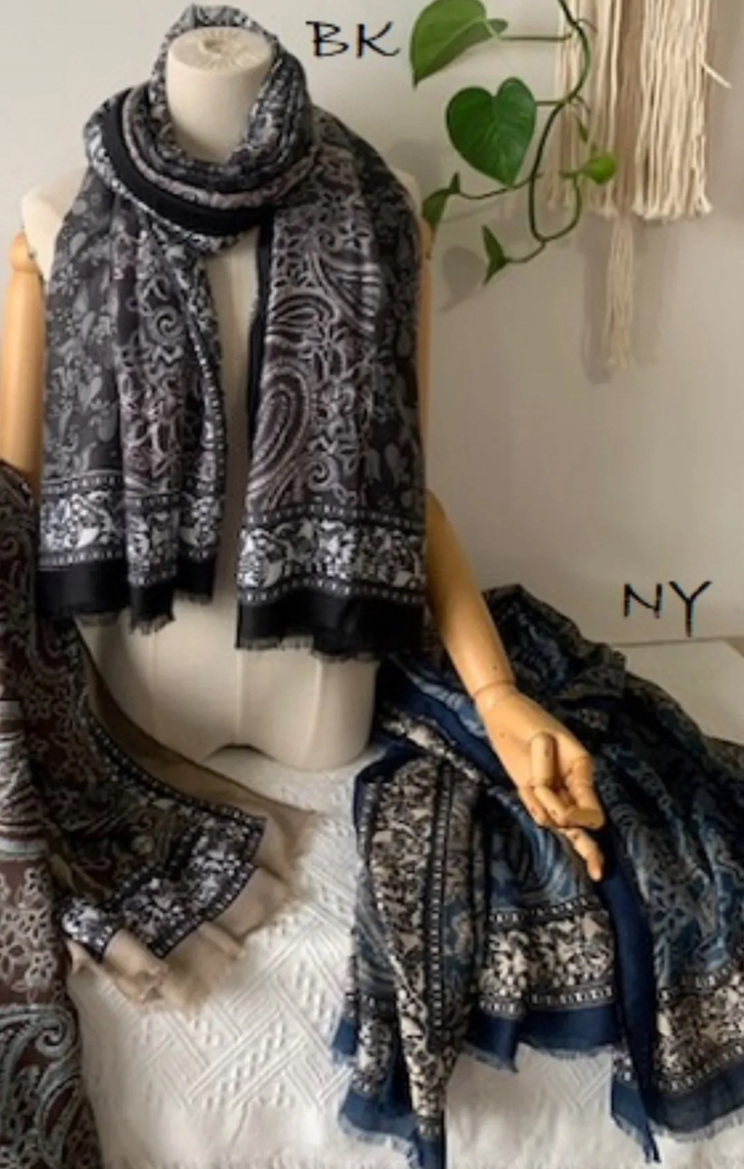 Patch Print Light Scarf - Navy